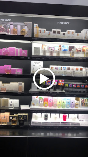 Cosmetics Store «SEPHORA», reviews and photos, 4766 Admiralty Way C1-3, Marina Del Ray, CA 90202, USA