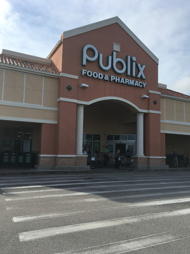 Publix Super Market at 12th Street Plaza, 1255 US-1, Vero Beach, FL 32960, USA, 