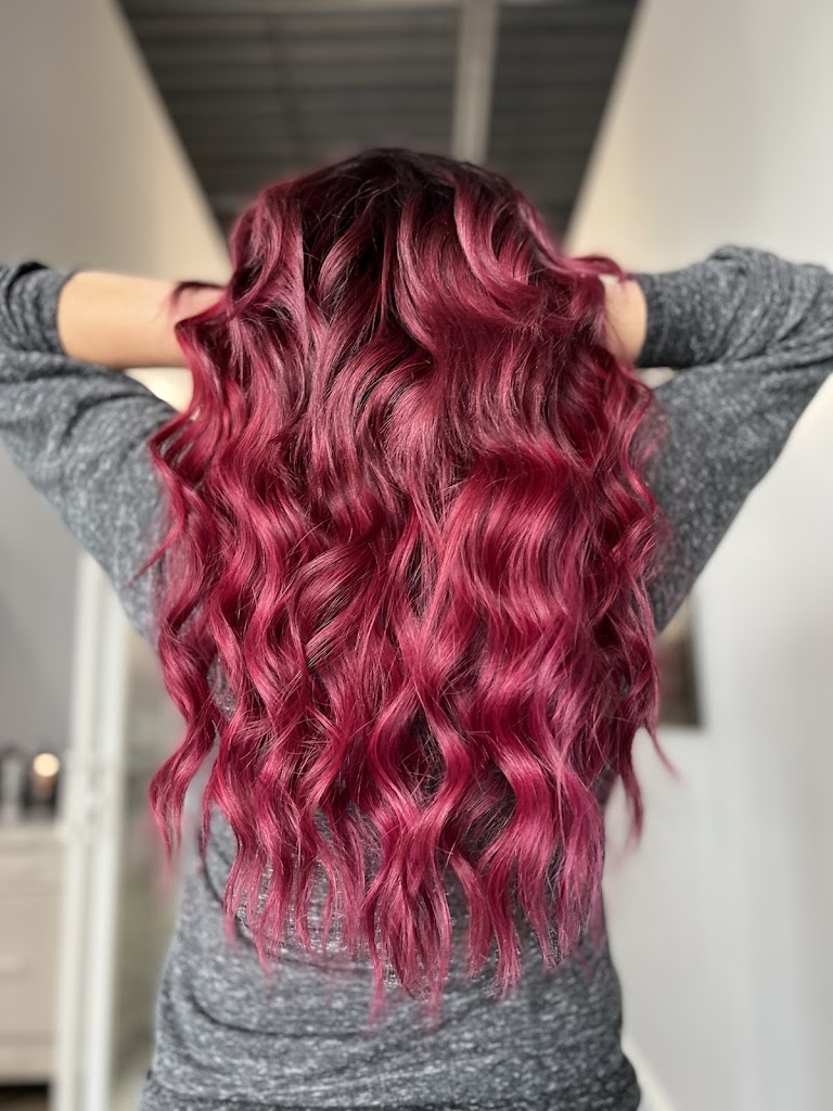 Emily Wiens Hair 66223