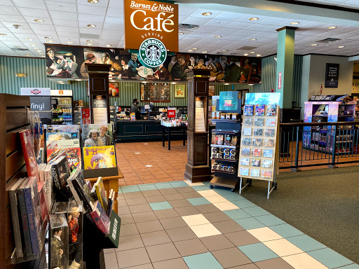 Book Store «Barnes & Noble», reviews and photos, 270 Hartford Ave, Bellingham, MA 02019, USA