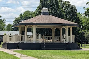 Lansden Park image