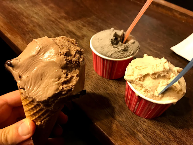 Reviews of Kaffee Eis Courtenay Place in Wellington - Ice cream