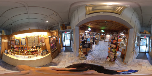 Gift Shop «Florida Orange Groves Winery», reviews and photos, 1500 Pasadena Ave S, South Pasadena, FL 33707, USA