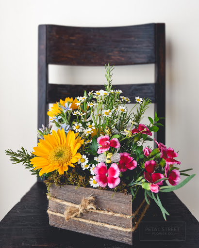 Florist «Petal Street Flower Company», reviews and photos, 2319 Bridge Ave, Point Pleasant, NJ 08742, USA