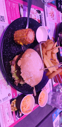 Hamburger du Restaurant américain Memphis - Restaurant Diner à Saint-Sébastien-sur-Loire - n°18