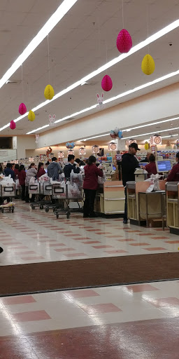 Shopping Mall «Northgate Shopping Center», reviews and photos, 300 Squire Rd, Revere, MA 02151, USA