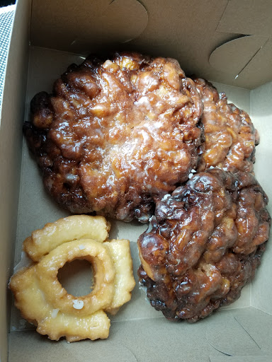 Donut Shop «Turner Donut Shop», reviews and photos, 902 9th Ave W, Bradenton, FL 34205, USA