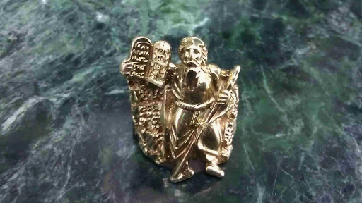 Pawn Shop «Gold Star Jewelry & Coin Co.», reviews and photos, 7048 N Clark St, Chicago, IL 60626, USA