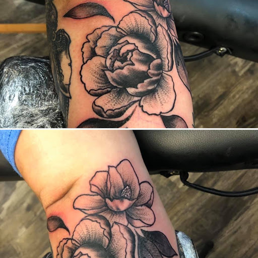Explore mom of three tattoo ideas, creative tattoo ideas in Springfield, available at To the nines tattoo