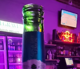 Q8 Lounge & Bar photo