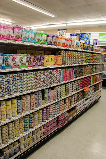 Pet Supply Store «Dog Lovers of Tarpon», reviews and photos, 39934 US Hwy 19 N, Tarpon Springs, FL 34689, USA