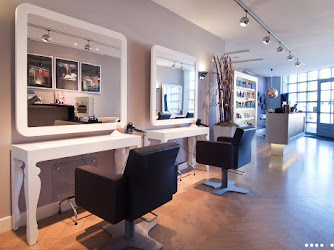 Kapsalon Hair & Looks Eindhoven