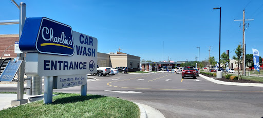 Charlie's Car Wash en Topeka