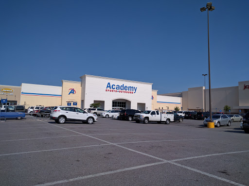 Sporting Goods Store «Academy Sports + Outdoors», reviews and photos, 7171 N Davis Hwy, Pensacola, FL 32504, USA