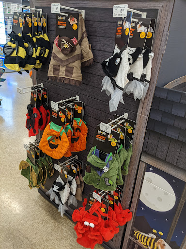 Pet Supply Store «PetSmart», reviews and photos, 7475 Greenbelt Rd, Greenbelt, MD 20770, USA