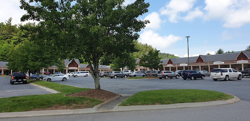 Outlet Store «Tanger Outlet Blowing Rock», reviews and photos, 278 Shoppes on the Parkway Rd, Blowing Rock, NC 28605, USA