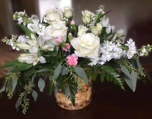 Florist «Greenes Flower Shoppe - A local florist in Cincinnati OH», reviews and photos, 5230 Montgomery Rd, Cincinnati, OH 45212, USA