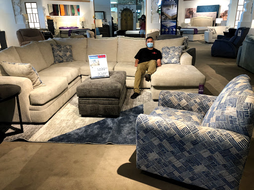 Furniture Store «Rooms To Go Furniture Store - Durham», reviews and photos, 4144 Durham-Chapel Hill Blvd a, Durham, NC 27707, USA