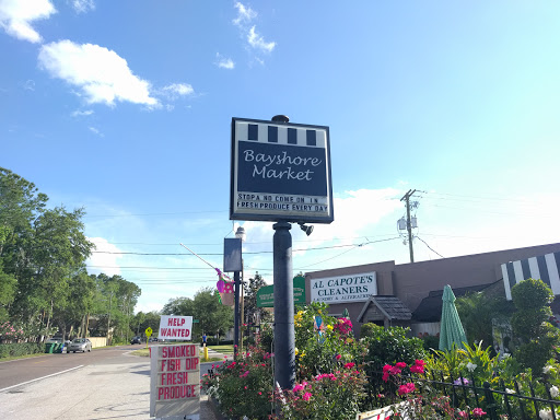 Grocery Store «Bayshore Market», reviews and photos, 5025 Bayshore Blvd, Tampa, FL 33611, USA