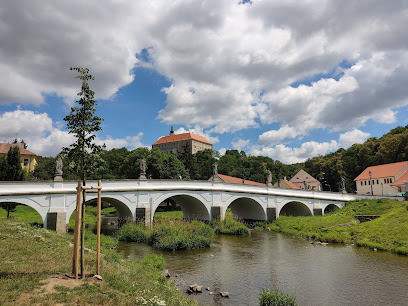 Barokní kamenný most