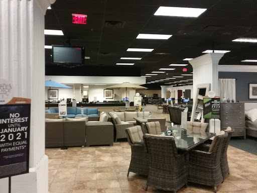 Furniture Store «Mor Furniture for Less», reviews and photos, 5156 N Blackstone Ave, Fresno, CA 93710, USA