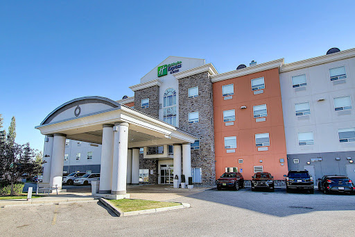 Holiday Inn Express & Suites Airport-Calgary, an IHG Hotel