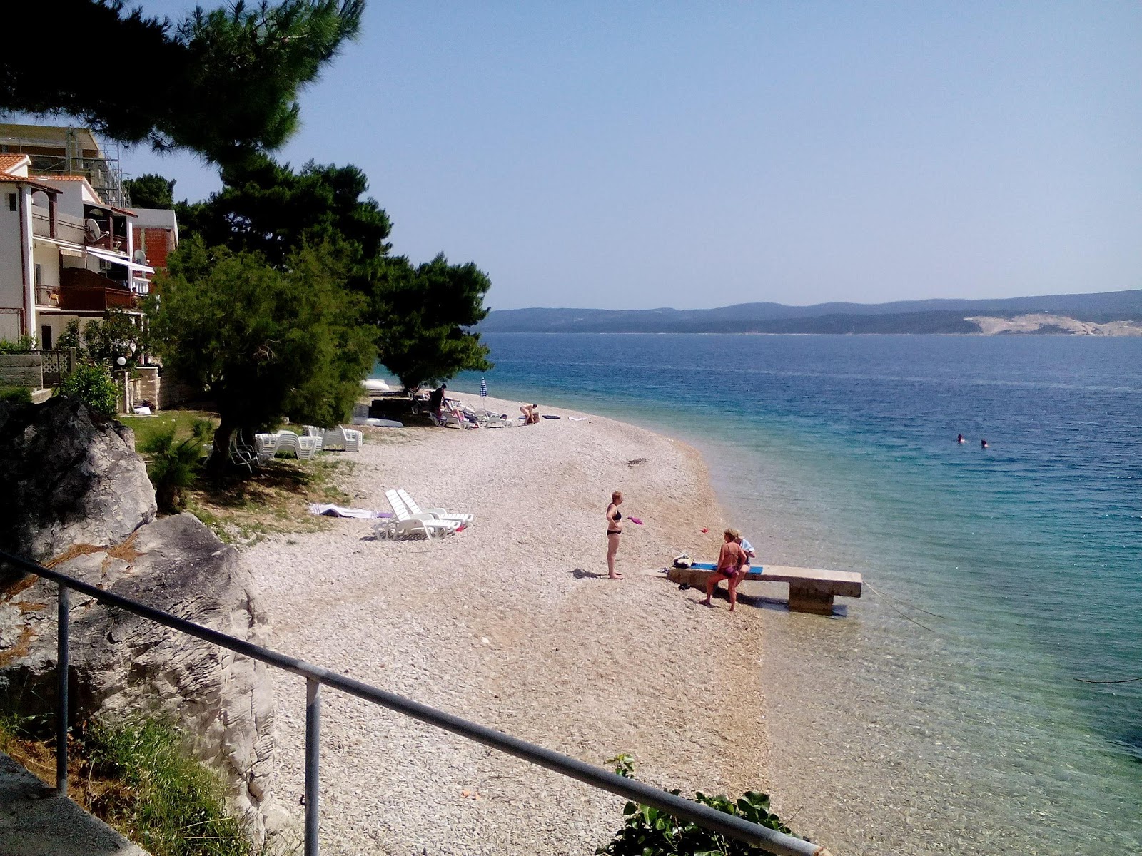 Celina beach的照片 带有碧绿色纯水表面
