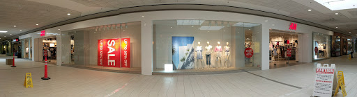 Shopping Mall «College Mall», reviews and photos, 2894 E 3rd St, Bloomington, IN 47401, USA