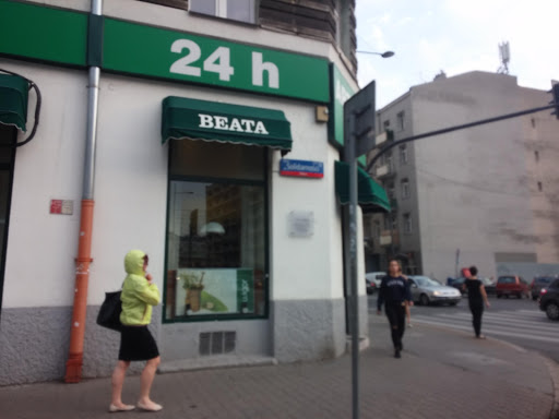 24 hour pharmacies Warsaw