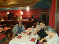 Atmosphère du Restaurant Le Bistrot du Théatre à Jouy-le-Moutier - n°16