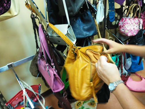 Thrift Store «Goodwill Port St. Lucie/Gatlin Store & Donation Center», reviews and photos