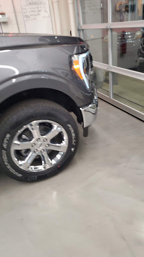 Ford Dealer «Signature Ford Lincoln», reviews and photos, 1960 E Main St, Owosso, MI 48867, USA