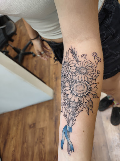 Tattoo Shop «Eye of Jade Tattoo», reviews and photos, 319 Main St #200, Chico, CA 95928, USA