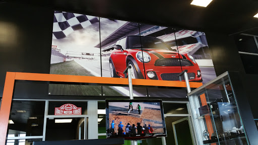 Car Dealer «MINI of Ontario», reviews and photos, 1251 Auto Center Dr, Ontario, CA 91761, USA