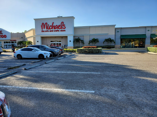 Michaels, 13741 S Tamiami Trail #1, Fort Myers, FL 33912, USA, 