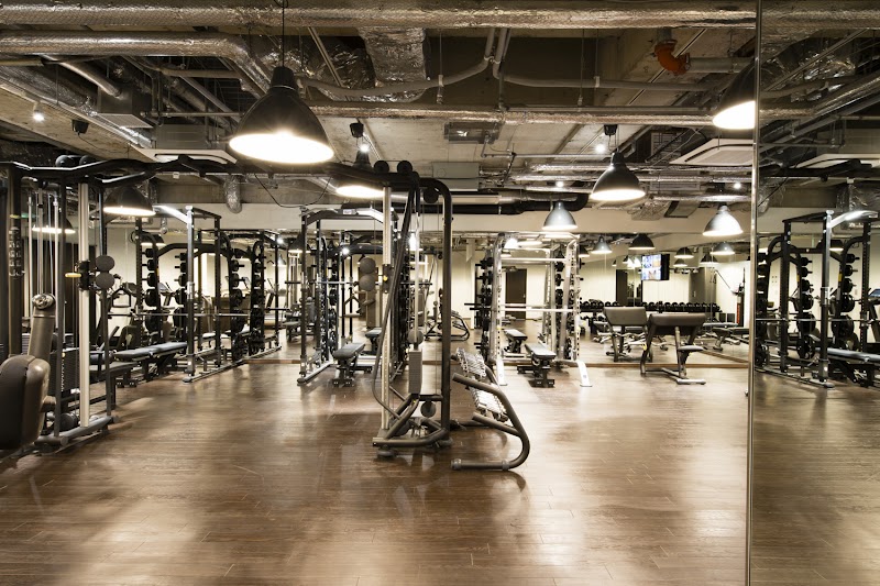 データフィットネス六本木 港区麻布の高級会員制フィットネスジム 東京都港区六本木 スポーツジム 温泉 グルコミ