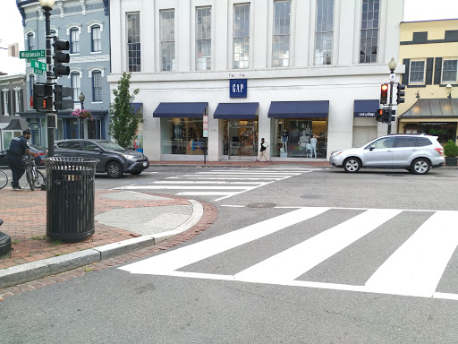 Clothing Store «Gap», reviews and photos, 1258 Wisconsin Ave NW, Washington, DC 20007, USA