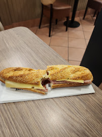 Sandwich du Restaurant servant le petit-déjeuner Brioche Dorée à Lyon - n°4