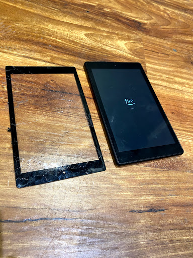 Cell Phone Store «Cellfone MD Cell phone repair», reviews and photos, 7708 W Belmont Ave, Chicago, IL 60634, USA