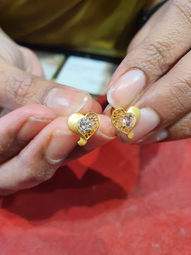Reviews of Selvaraja Gold House in London - Jewelry