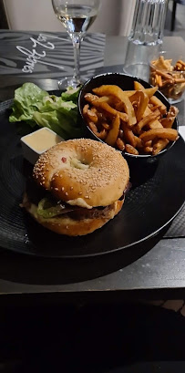 Hamburger du Restaurant français Les 2 Zèbres à Le Neubourg - n°5