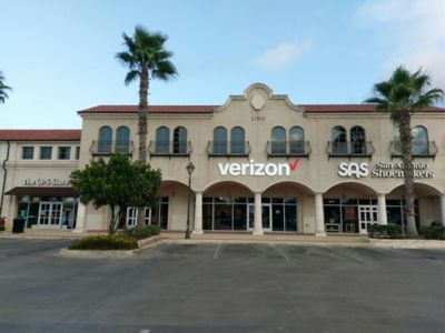 Cell Phone Store «Verizon», reviews and photos, 17503 La Cantera Pkwy #106, San Antonio, TX 78257, USA