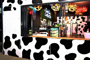 Crazy Cow Cafe & Dessert Bar image