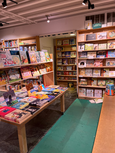 Store «Green Apple Books on the Park», reviews and photos, 1231 9th Ave, San Francisco, CA 94122, USA