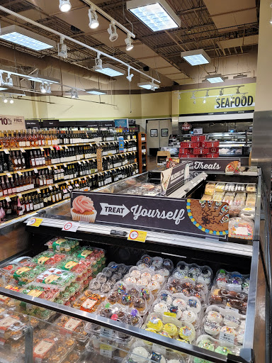 Grocery Store «Winn-Dixie», reviews and photos, 120 International Pkwy, Lake Mary, FL 32746, USA