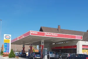 Esso Station Goldscheuer image
