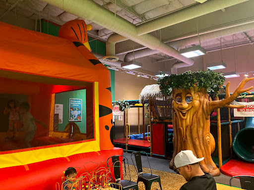 Amusement Center «The Jungle Party House», reviews and photos, 1050 Shaw Ave, Clovis, CA 93612, USA