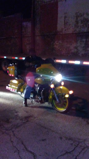 Motorcycle Dealer «Los-Diablos Motorcycle Club», reviews and photos, 2501 Ames Ave, Omaha, NE 68111, USA