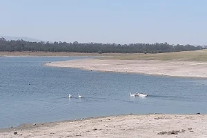 Lago de Guadalupe image