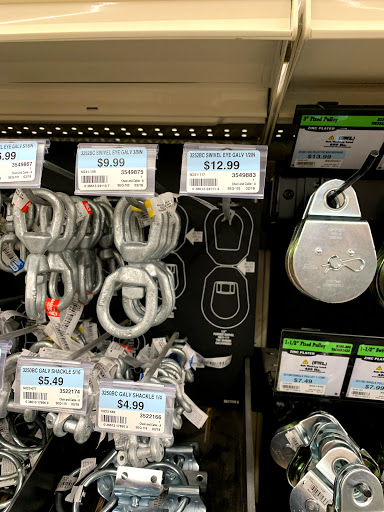 Home Improvement Store «Tractor Supply Co.», reviews and photos, 154 Vestal Pkwy W, Vestal, NY 13850, USA